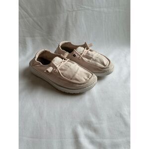 Women's Wendy Slub Canvas Hey Dude Size 6, Light Pink